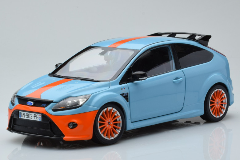 100080068  Ford Focus RS MKII Le Mans Classic Edition Gulf 1968 Ford GT40 Tribute Minichamps 1/18