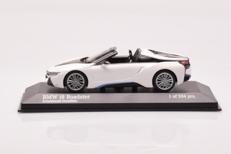 410027031  BMW i8 Roadster White Metallic Minichamps 1/43