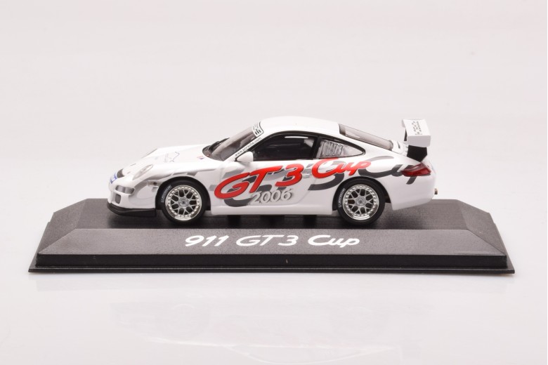 WAP02012617PAP  Porsche 911 997 GT3 Cup Asia Carrea Cup Minichamps 1/43