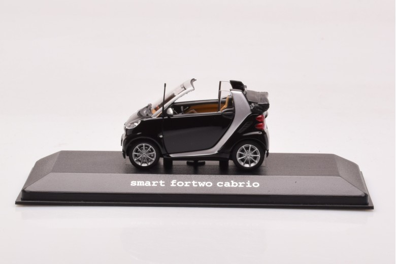 B66960053  Smart Fortwo Cabrio Deep Black Minichamps 1/43