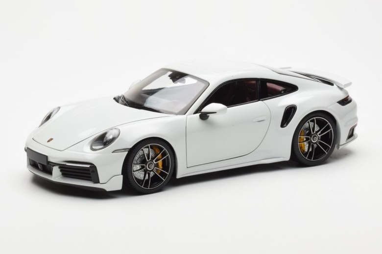 113069171  Porsche 911 992 Turbo S Sport Design White No Outer Box Minichamps 1/18