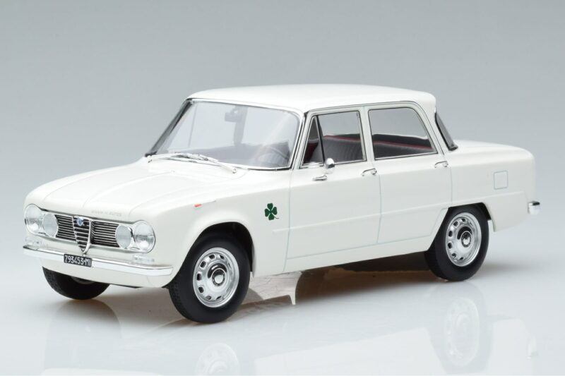 Alfa Romeo Giulia Ti Super Norev 1:18 Alfa Romeo Giulia Ti Super Norev 1:18 187970 Diecast