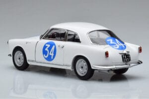 Alfa Romeo Giulietta SV #34 Targa Florio 1960 Kyosho 1:18 08957C Diecast - image 6 of 9