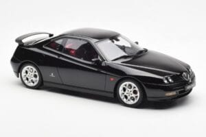 Alfa Romeo GTV V6 916 Black Otto 1:18 OT1057 Resin - image 4 of 6