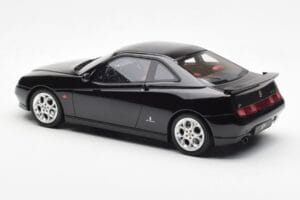 Alfa Romeo GTV V6 916 Black Otto 1:18 OT1057 Resin - image 5 of 6