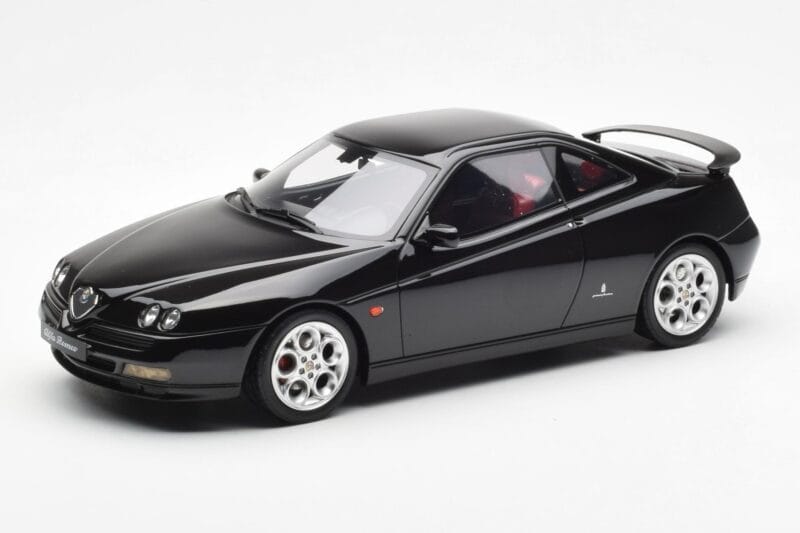 Alfa Romeo GTV V6 916 Black Otto 1:18 OT1057 Resin