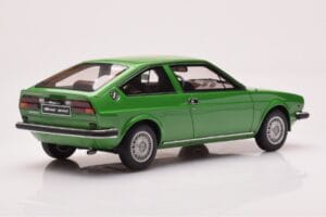 Alfa Romeo Alfasud Sprint Green Otto 1:18 OT1043 Resin - image 2 of 6
