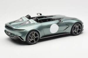 Aston Martin V12 Speedster Green Metallic GT Spirit 1:18 GT906 Resin - image 2 of 6