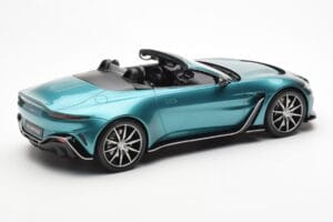 Aston Martin V12 Vantage Roadster Tayos Turquoise Green GT Spirit 1:18 GT445 Resin - image 2 of 6
