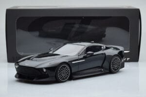 Aston Martin Victor Black GT Spirit 1:18 GT428 Resin - image 6 of 6