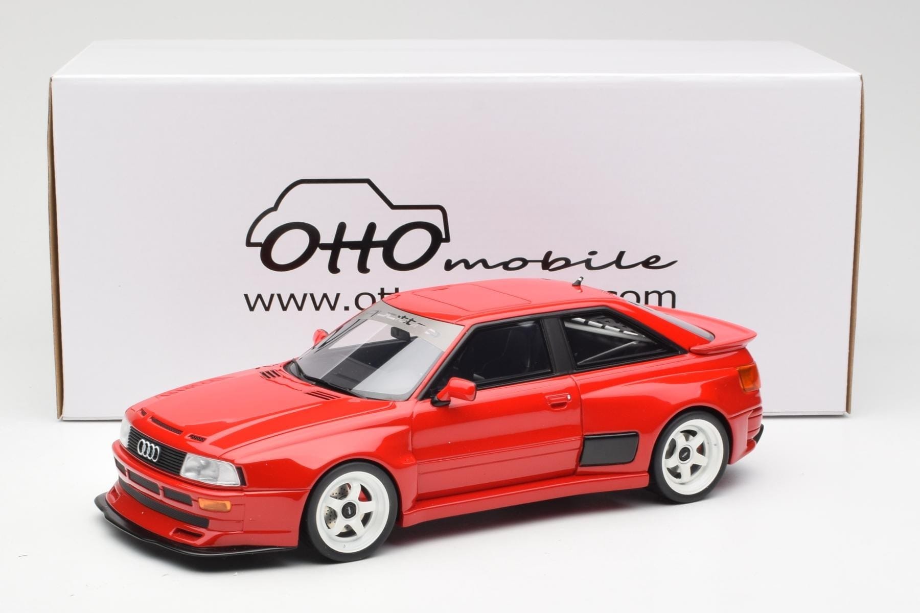 Otto Audi 80 B4 Prior Design RS2 1:18 Red Resin