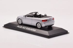 Audi A3 8P Cabriolet Silver Minichamps 1:43 5010803323 Diecast - image 3 of 4