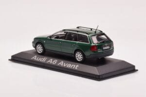 Audi A6 C5 Avant Green Minichamps 1:43 5010106213 Diecast - image 3 of 4