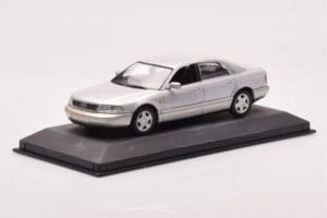 Audi A8 D2 Silver Green Strip Minichamps 1:43 AUDI-264455 Diecast - image 2 of 4
