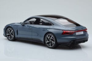 Audi E-Tron GT Grey GT Spirit 1:18 GT393 Resin - image 5 of 6