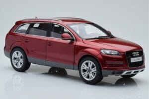 Audi Q7 4L Garnet Red Kyosho 1:18 09222R Diecast - image 6 of 8
