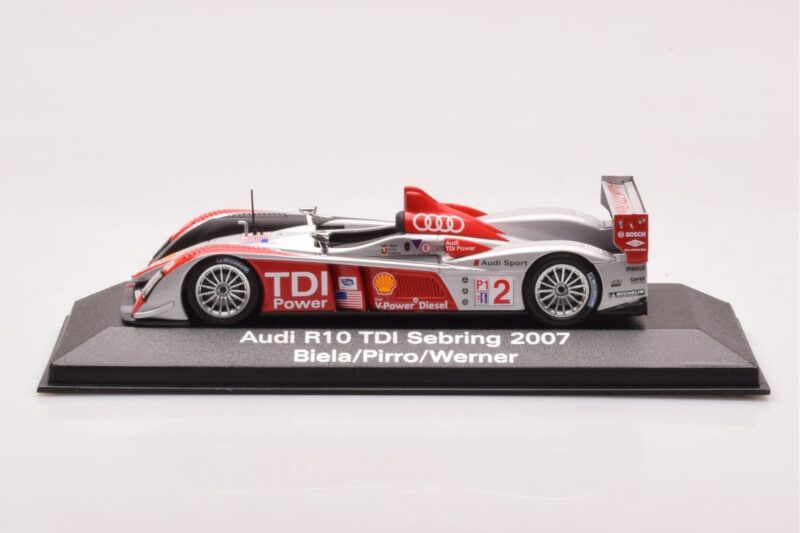 Audi R10 TDI LMP1 #2 F. Biela / E. Pirro / M. Werner 12 Hours of Sebring 2007 Minichamps 1:43 Audi R10 TDI LMP1 #2 F. Biela / E. Pirro / M. Werner 12 Hours of Sebring 2007 Minichamps 1:43 5020700233 Diecast