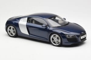 Audi R8 4.2 FSI V8 Blue Kyosho 1:18 09213BL Diecast - image 6 of 8
