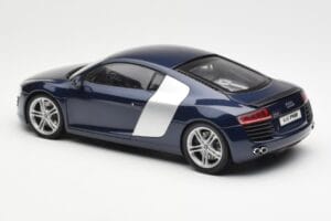 Audi R8 4.2 FSI V8 Blue Kyosho 1:18 09213BL Diecast - image 7 of 8