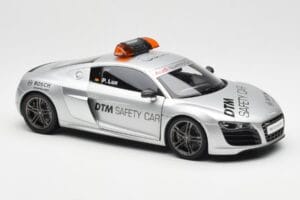 Audi R8 5.2 DTM Safety Car 2010 Kyosho 1:18 09216DTM Diecast - image 6 of 8