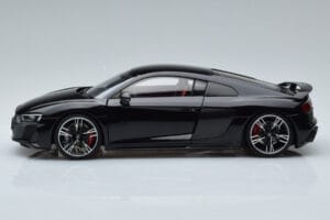 Audi R8 Performance Black Kengfai 1:18 VAKF-0353 Diecast - image 5 of 10
