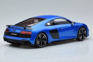 Audi R8 Performance Blue Kengfai 1:18 VAKF-0355 Diecast - image 3 of 10