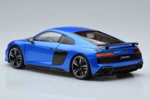 Audi R8 Performance Blue Kengfai 1:18 VAKF-0355 Diecast - image 7 of 10