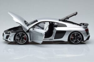 Audi R8 Performance Silver Kengfai 1:18 VAKF-0354 Diecast - image 4 of 10