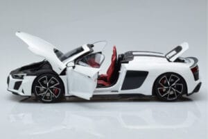 Audi R8 Spyder Performance White Kengfai 1:18 VAKF-0351 Diecast - image 5 of 11