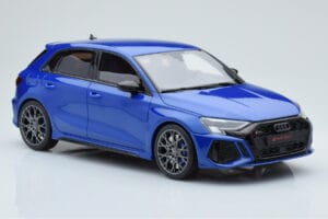 Audi RS3 8Y Sportback Performance Edition Nagaro Blue GT Spirit 1:18 GT884 Resin - image 3 of 5
