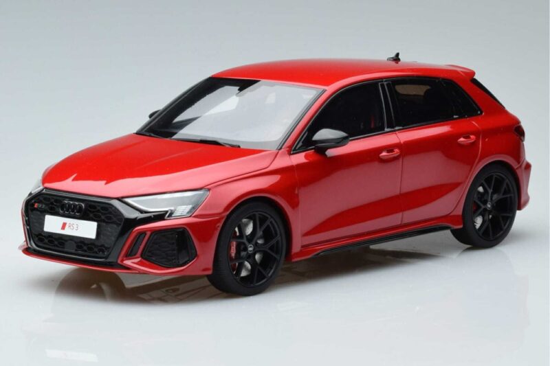 Audi RS3 8Y Sportback Red GT Spirit 1:18 Audi RS3 8Y Sportback Red GT Spirit 1:18 GT378 Resin