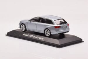 Audi RS6 C6 Monza Silver Minichamps 1:43 5010710213 Diecast - image 3 of 4