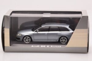 Audi RS6 C6 Monza Silver Minichamps 1:43 5010710213 Diecast - image 4 of 4