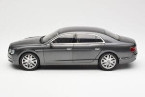 Bentley Flying Spur W12 Granite Grey Kyosho 1:18 08891GN Diecast - image 4 of 8