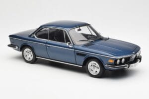 BMW 3.0 CSi E9 Blue Metallic AUTOart 1:18 70672 Diecast - image 6 of 8