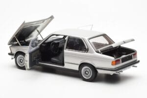 BMW 323i E21 Aspen Silver AUTOart 1:18 80430433552 Diecast - image 5 of 8