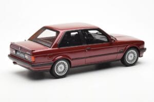BMW 325i E30 Bordeaux Metallic Otto 1:18 OT102 Resin - image 2 of 6