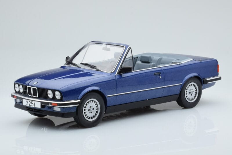 BMW 325i E30 Convertible Blue MCG 1:18 MCG18381 Diecast