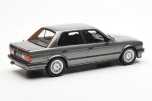 BMW 325i E30 Sedan Dolphin Grey Otto 1:18 OT819 Resin - image 2 of 6