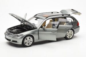 BMW 330i E91 Touring Grey Metallic Kyosho 1:18 80430394359 Diecast - image 2 of 8