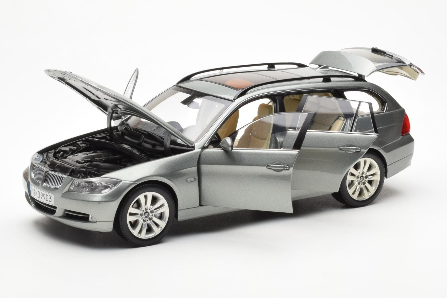 BMW 330i E91 Touring Grey Metallic Kyosho 1:18