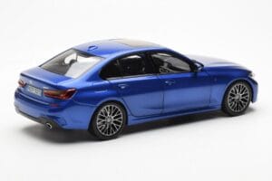 BMW 330i G20 Portimao Blue Metallic Norev 1:18 80432450999 Diecast - image 3 of 8