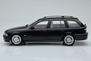 BMW 540 E39 Touring M Package Black Otto 1:18 OT1013 Resin - image 3 of 6