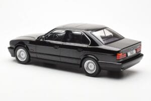BMW 540i E34 Black Metallic MCG 1:18 MCG18157 Diecast - image 5 of 6