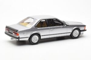 BMW 635 CSi E24 Silver Otto 1:18 OT313 Resin - image 2 of 6