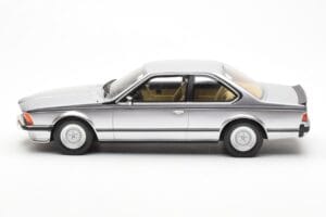 BMW 635 CSi E24 Silver Otto 1:18 OT313 Resin - image 3 of 6