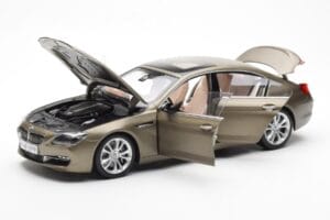 BMW 650i F06 Gran Coupe Frozen Bronze Metallic Paragon 1:18 80432218742 Diecast - image 2 of 8