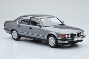 BMW 7 Series E32 740i Silver MCG 1:18 MCG18161 Diecast - image 3 of 5