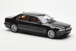BMW 750iL E38 Black Otto 1:18 OT609 Resin - image 4 of 6