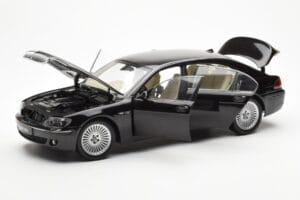 BMW 760Li E66 Black Kyosho 1:18 08572BK Diecast - image 2 of 9